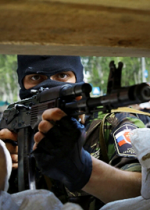 Дітей з обмеженими можливостями бойовики не випустили із Краматорська до Харківщини (відео)