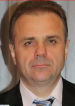 Адвокату "діамантового прокурора" спалили дім