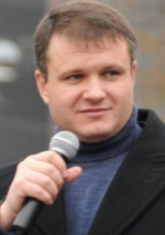 Депутат Харківської облради Іван Варченко повідомив, що викрали двох активістів Евромайдану