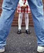 Держдума може заборонити педофілам в'їзд до Росії