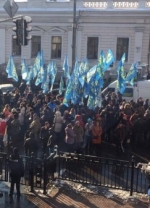 У Києві відбуваються одразу кілька мітингів в урядовому кварталі (фото, відео)и