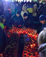 На Майдані проходить віче. Не обійшлося без провокацій (фото)