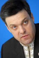 Тягнибок впевнений, що на Майдані почали використовувати московську зброю