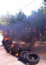 Активісти палять шини біля будинку міністра Розенка(фото)