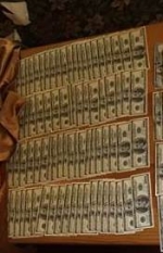 СБУ перекрила канал постачання фальшивих доларів США з Криму (фото)