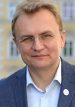 Садовий таки знявся з виборів на користь Гриценка