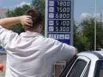 На заправках знову почав дорожчати бензин</a>