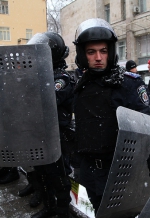 Беркут спробував прорвати оборону Майдану