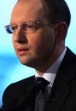 Яценюк заявив - штурму Майдану сьогодні не буде