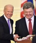 Байден дав Порошенку поради