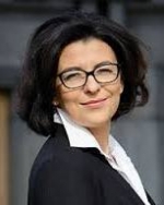 Сироїд задекларувала будинок і 6 земельних ділянок