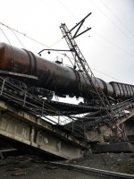 Бойовики підірвали залізничний міст на Луганщині