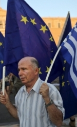 Історична угода між Грецією та ЄС: Афіни таки піднімуть тарифи, податки та скоротять соцвиплати