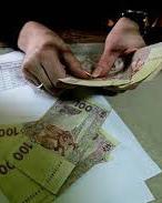 Зарплати секретарів та радників вищих чиновників зросли