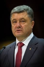 Порошенко сподівається завершити війну політичним шляхом