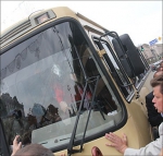 "Батьківщина": у Києві затримали автобуси з людьми для "каруселей"</a>