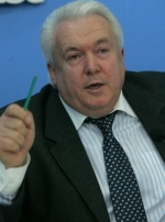 Олійник хоче доопрацювати закон про інтернет-контроль