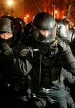 Бійці спецпідрозділу "Барс" оточили Євромайдан