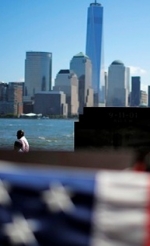 США продовжать допомагати команді Порошенка, незважаючи на скандал з офшорами