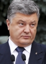 Порошенко: закон про реструктуризацію валютних кредитів веде до тотального колапсу банківської системи