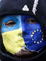 Євромітингувальники знову прийшли до урядовців (фото)