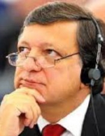 Янукович запевнив Баррозу, що не буде запроваджувати надзвичайний стан