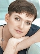 Український консул домігся зустрічі із Савченко. Її вивезли до Росії з мішком на голові