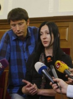 Журналісти розповіли, на що підуть гроші, які виплатять "тітушки"