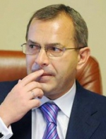 Клюєв запевняє, що надзвичайний стан в Україні введено не буде