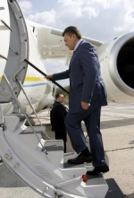 Янукович благополучно приземлився у Сочі (+ ФОТО)