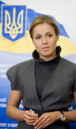 Студентів університету зганяють на зустрічі з Королевською</a>