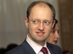 Яценюк заявляє, що "Беркут" побив депутатів