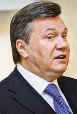 Визначено склад суду, який розглядатиме справу про держзраду Януковича