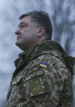 Порошенко привів у посилену бойову готовність всі підрозділи біля Криму