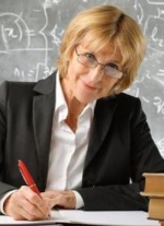 Гройсман обіцяє підвищити зарплати вчителям