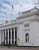 Одеські депутати побились із активістами під час сесії (ВІДЕО)