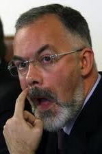 Студенти університету Шевченка вийшла вимагають відставки Табачника