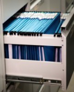 У Пшонки розшукують осіб, причетних до блокування роботи держреєстрів