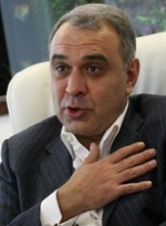 Члени окружкому, де перемагає Жванія, втікли із засідання (відео)