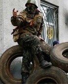 Частина терористів готова здати зброю, однак такі спроби придушуються