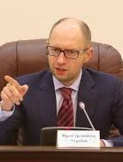 Яценюк планує зекономити на своїх підлеглих та нардепах