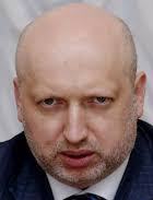 Турчинов переконаний, що Україна має запровадити візовий режим з РФ