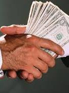 Суддю Київського апеляційного адміністративного суду на хабарі