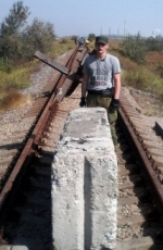 Активісти перекрили залізницю, що веде до заводу Фірташа. Севастополь готується до відключень світла (фото)