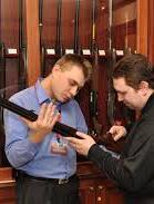 Кабмін дозволив НАБУ розпоряджатися зброєю