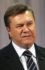 ЯНУКОВИЧ ПОГОДИВСЯ НА ДОСТРОКОВІ ВИБОРИ ПРЕЗИДЕНТА