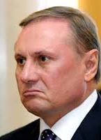 Єфремов заявив про повернення йому закордонного паспорта і зняття електронного браслета стеження