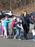 Дітей із Слов'янська привезли до Криму