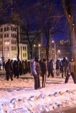 У Харкові «тітушки» з битами нападали на учасників Євромайдану