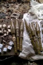 У Щасті виявили схованку зі зброєю (фото)